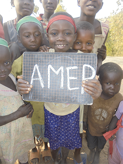 Enfants bénéficiaires du programme de maintien à l'école AMEP au Burundi