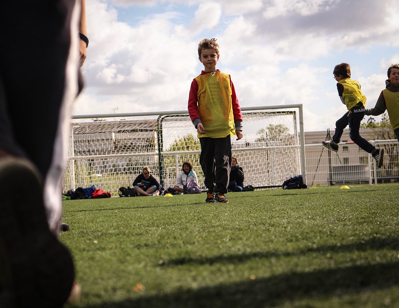 enfants qui apprennent et grandissent en s'amusant